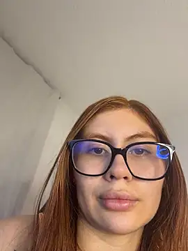 Snapshot of Stormi_th chatting on 04-24-26, 02:25 Stormi th online show from 04-24-26, 02:25