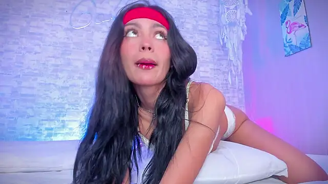 ayla lux online show from 02-15-26, 06:32