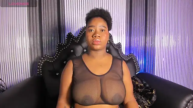 Snapshot of EbonyTanisha chatting on 04-26-26, 02:20 EbonyTanisha online show from 04-26-26, 02:20