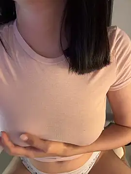 HinaSweet online show from 04-20-26, 01:19