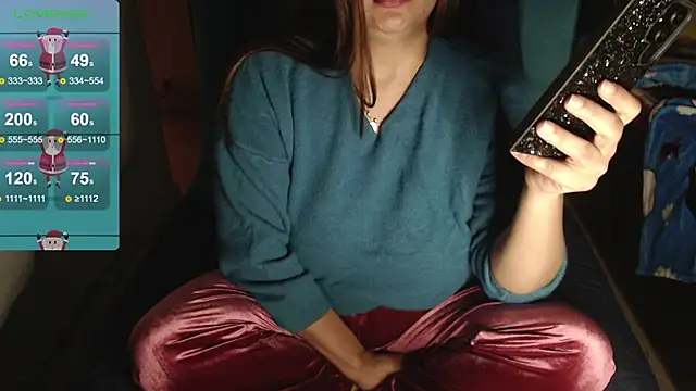 Snapshot of Candy-floss265 chatting on 12-24-24, 10:28 Candy-floss265 online show from 12-24-24, 10:28