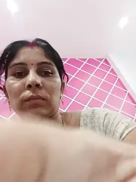 Hot ree85 online show from 05-17-26, 05:42