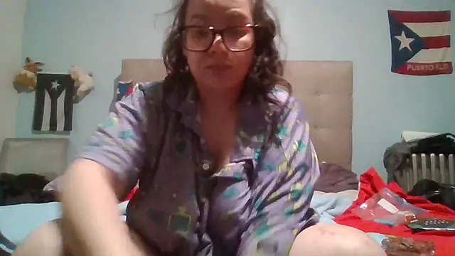 Snapshot of bellakay19 chatting on 06-01-26, 06:26 bellakay19 online show from 06-01-26, 06:26