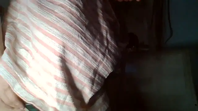 Snapshot of bellakay19 chatting on 08-01-26, 05:07 bellakay19 online show from 08-01-26, 05:07