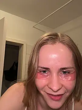 Snapshot of Sunny_Eve chatting on 04-05-26, 07:33 Sunny Eve online show from 04-05-26, 07:33