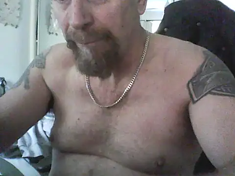 Snapshot of loudandproud chatting on 05-29-26, 05:16 loudandproud online show from 05-29-26, 05:16
