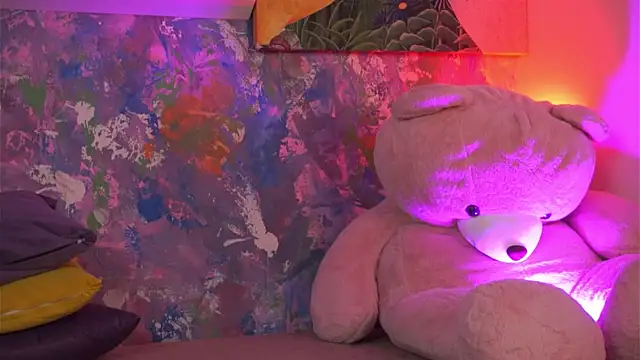 Ava Solis online show from 04-15-26, 07:58