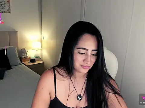 KiimDesire online show from 06-09-26, 04:57
