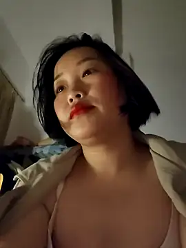   BingBing   online show from 02-23-26, 08:17