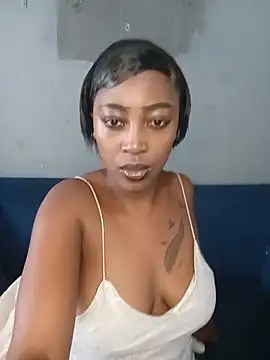 CocoButterxox online show from 06-11-26, 09:51