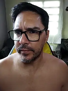 Snapshot of Erbst_Morni chatting on 03-06-26, 01:29 Erbst Morni online show from 03-06-26, 01:29