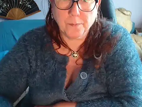 Snapshot of xmyriamx chatting on 05-21-26, 08:21 xmyriamx online show from 05-21-26, 08:21