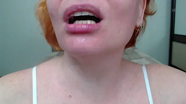 Snapshot of _Sweet_Dream_ chatting on 02-28-25, 06:09  Sweet Dream  online show from 02-28-25, 06:09