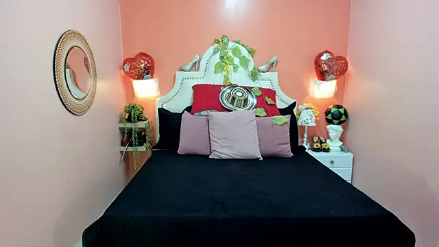 Dalila Najjar  online show from 07-28-26, 03:21