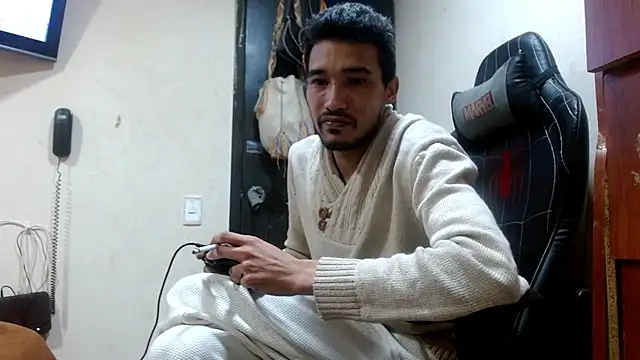 Calientes96 online show from 02-10-26, 05:22