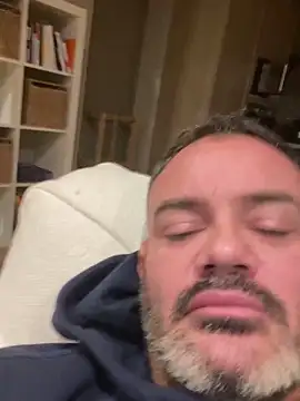 Yvar38 online show from 01-05-26, 08:34