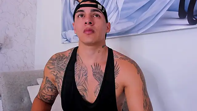 MassimoCo  online show from 02-05-26, 09:47