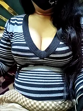 Snapshot of couple_fun_ chatting on 03-08-26, 12:08 couple fun online show from 03-08-26, 12:08