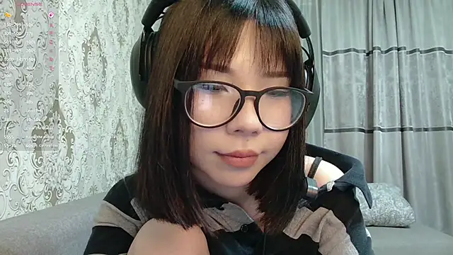 AprilOnilll online show from 03-31-26, 06:08