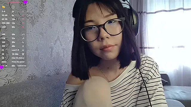 AprilOnilll online show from 04-04-26, 05:06