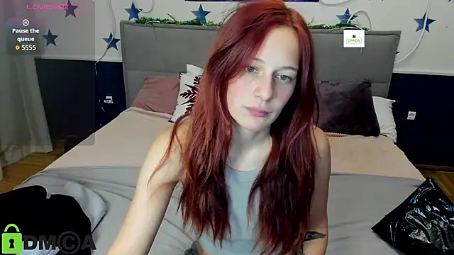 Lily Viola online show from 01-18-26, 02:54