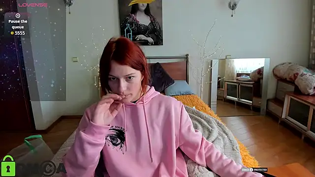 Lily Viola online show from 02-13-26, 09:05