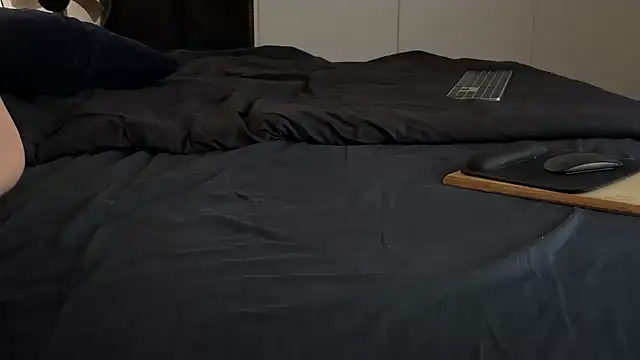 adelaide2026 online show from 03-26-26, 03:45