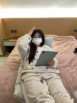  xiaoxinxin  online show from 02-02-26, 12:26