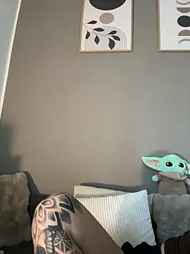 Luna licous online show from 06-15-26, 06:54