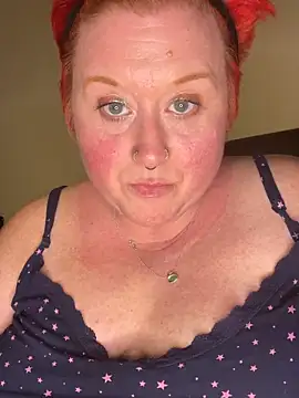 BustyRedxx online show from 04-01-26, 06:27