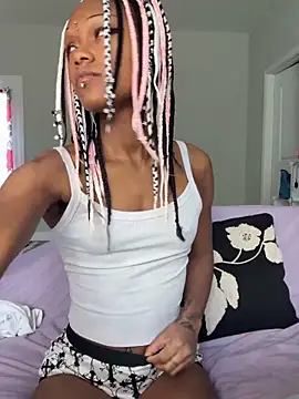 xouniq online show from 02-24-26, 07:34