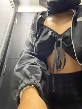 TaylorrHill online show from 03-03-26, 06:03