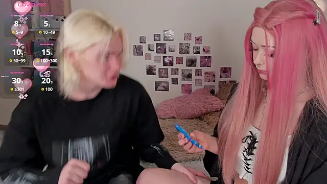 SweetheartsFriends online show from 05-15-26, 01:56