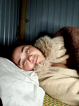 alycen online show from 01-10-26, 05:37