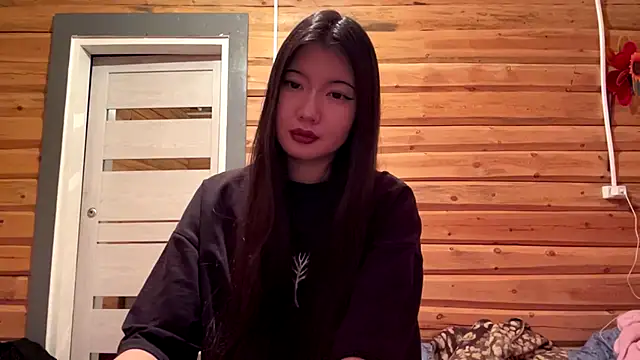 Snapshot of EriVibe chatting on 01-07-26, 05:37 EriVibe online show from 01-07-26, 05:37