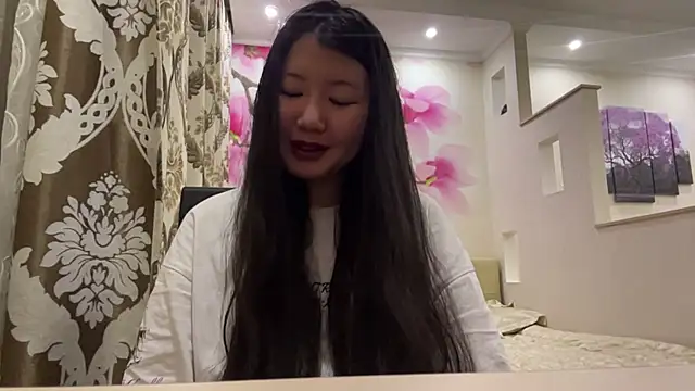 Snapshot of EriVibe chatting on 01-15-26, 05:27 EriVibe online show from 01-15-26, 05:27