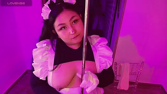 Snapshot of Sweet_lenna chatting on 06-20-26, 10:45 Sweet lenna online show from 06-20-26, 10:45