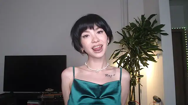 Marley Queen online show from 07-12-26, 03:58