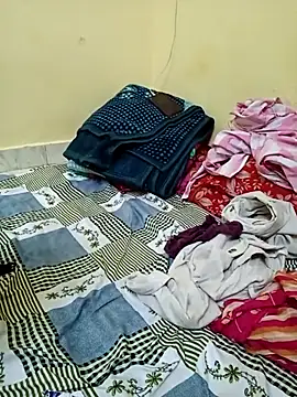 Snapshot of Angelqueen15 chatting on 01-19-26, 01:59 Angelqueen15 online show from 01-19-26, 01:59