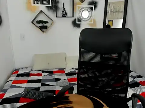 Yuleimys rosse online show from 01-14-26, 02:50