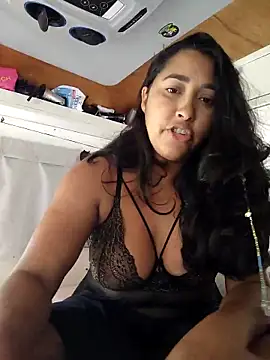 Snapshot of Marinomade chatting on 04-27-26, 06:06 Marinomade online show from 04-27-26, 06:06