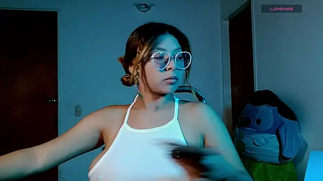 Snapshot of Princess_Venus chatting on 04-24-26, 05:32 Princess Venus online show from 04-24-26, 05:32