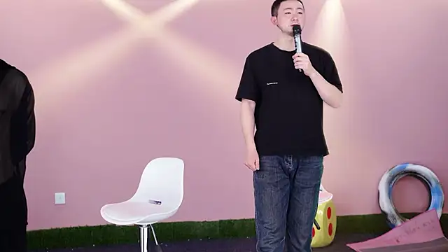 w-lucky online show from 02-18-26, 07:04