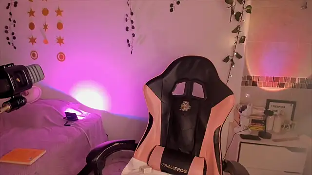 Pisces angel online show from 02-23-26, 02:20