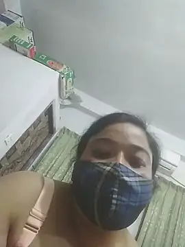 momo loves online show from 03-10-26, 06:24