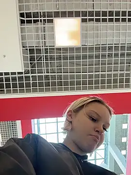 AshleyMur online show from 04-15-26, 04:52