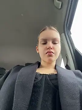 AshleyMur online show from 05-07-26, 07:47