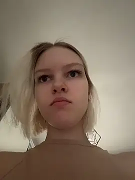AshleyMur online show from 05-13-26, 06:11