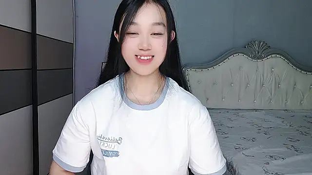 xiaowu2004 online show from 03-10-26, 02:33