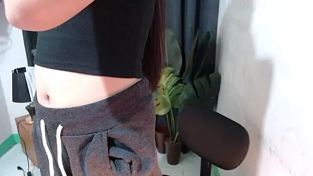 Pretty Lys online show from 01-18-26, 12:14